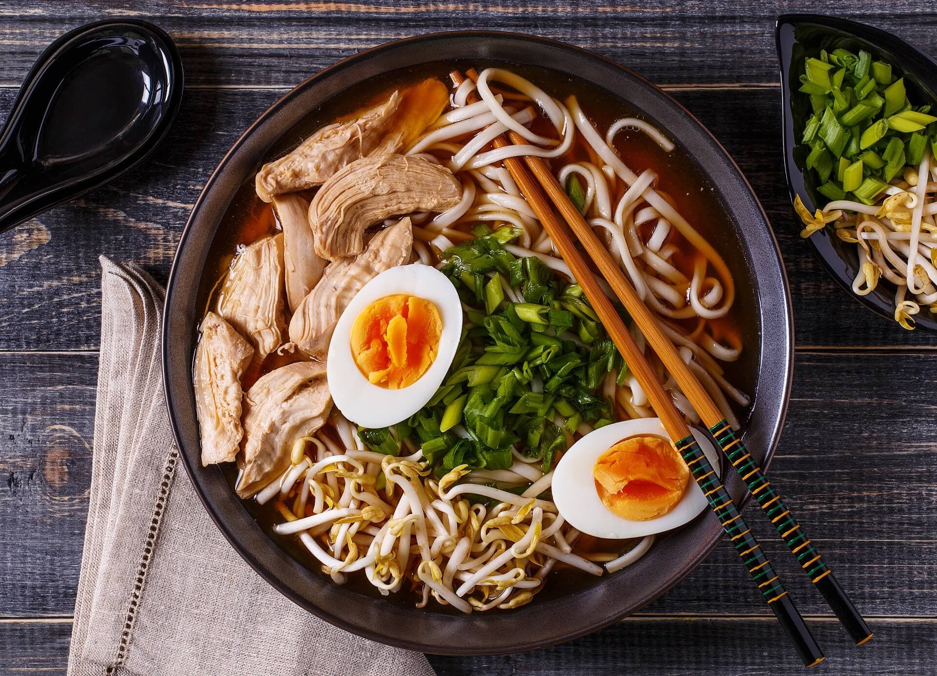 Ramen japonais au poulet